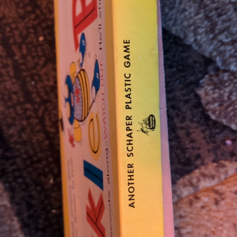 1956 Vintage Tickle Bee Game - Yellow Bee Family Board Game - Picture 3 of 5